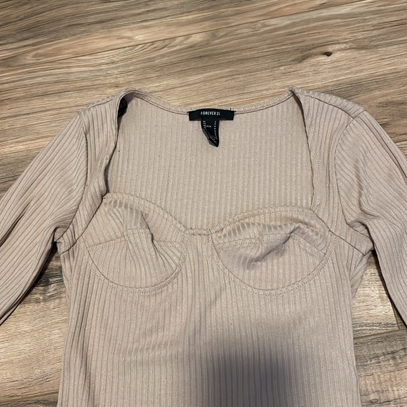 Forever 21 Women’s Tan bodysuit Size Small - Picture 2 of 3